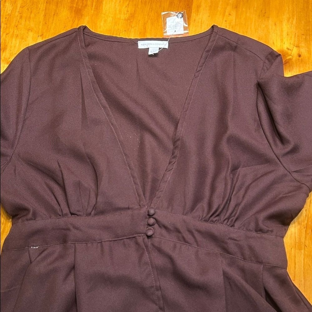 NY & Company Whimsigoth Chocolate Brown High Low Tunic Top VNeck Long Sleeve NWT - Picture 9 of 10
